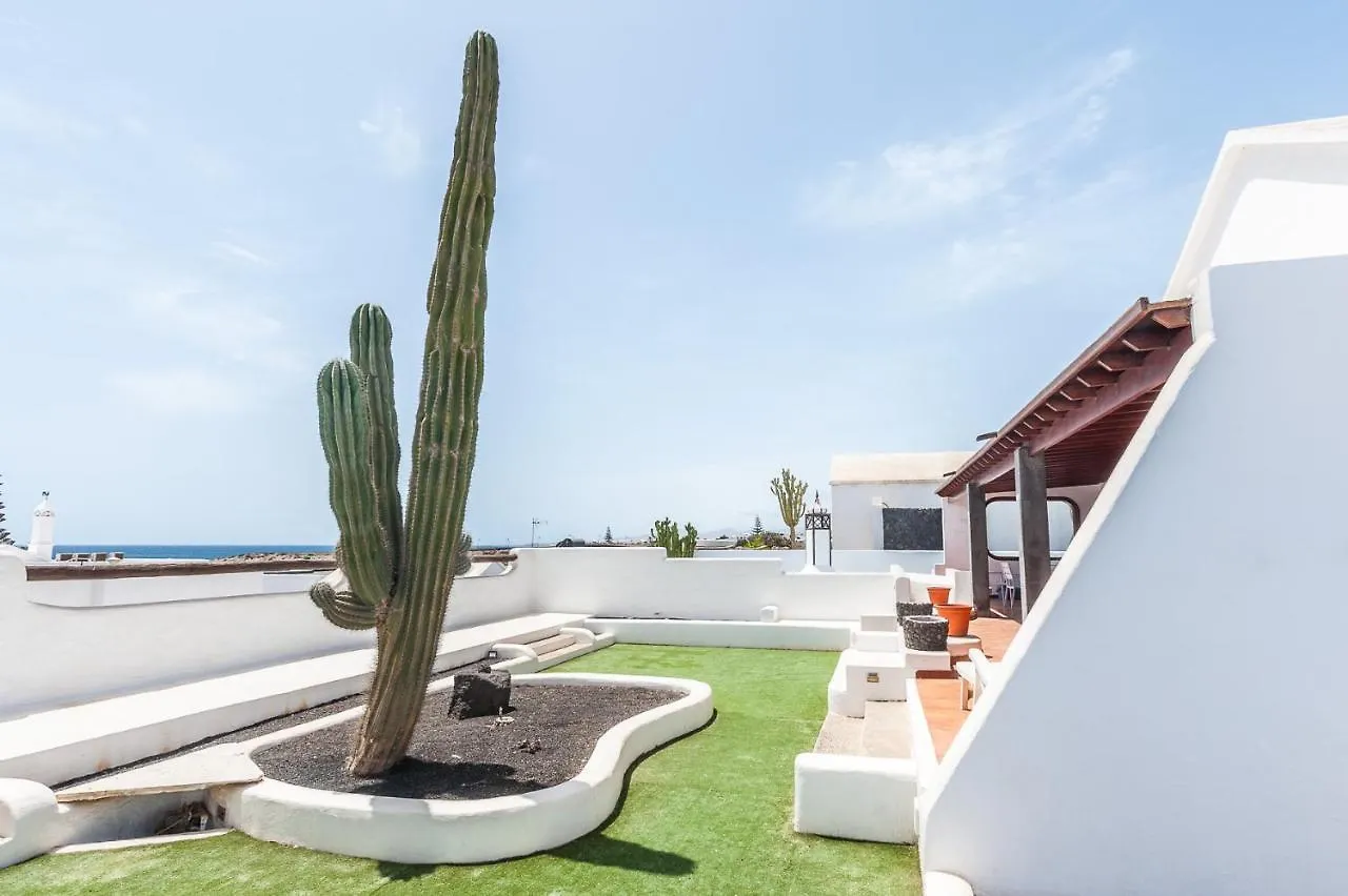 Magnífica Villa al lado del mar Arrecife