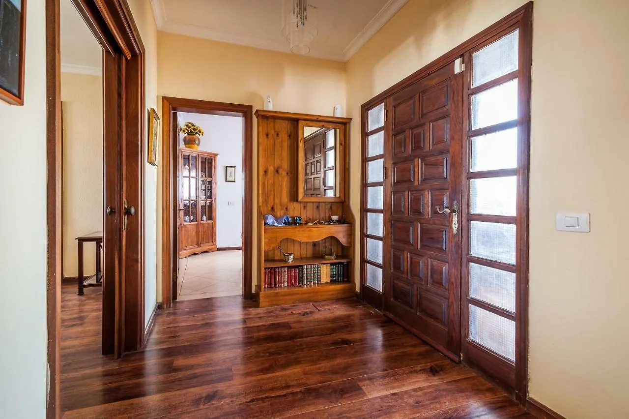Magnífica Villa al lado del mar Arrecife